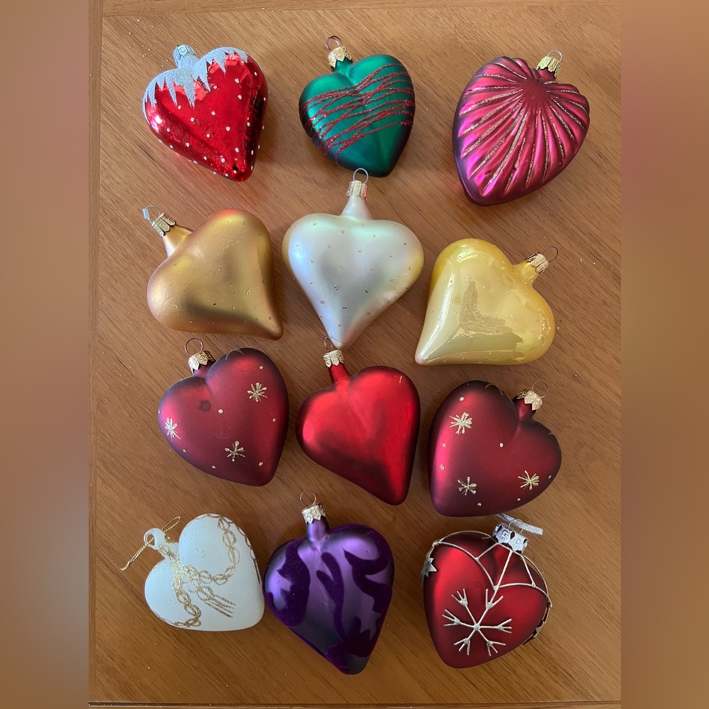 (12) Glass Heart Christmas Ornaments